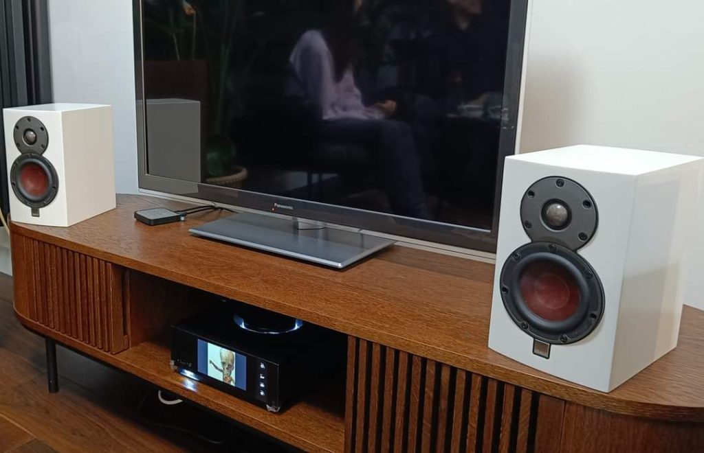 Hi-end audio w prywatnym salonie — instalacja Marcina Hapaka